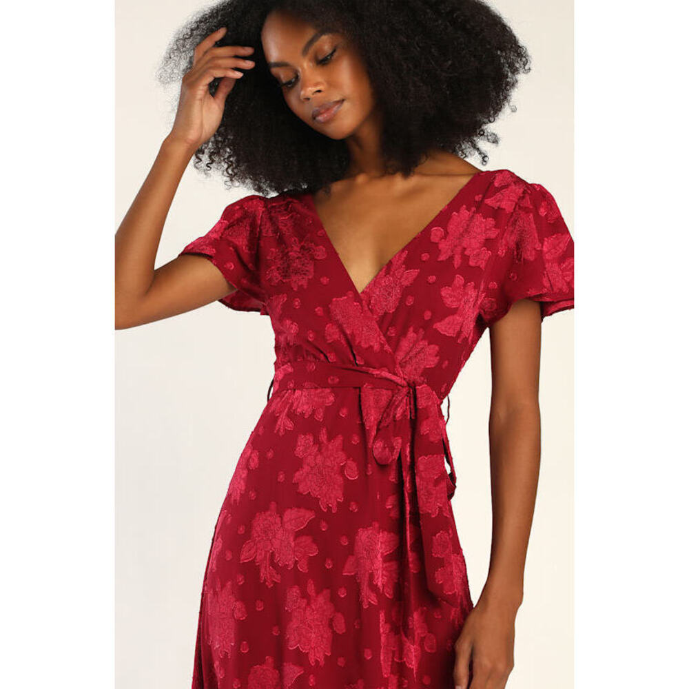 Lulus Compelling Love Wine Red Jacquard Short Sleeve Maxi Dress - Size L